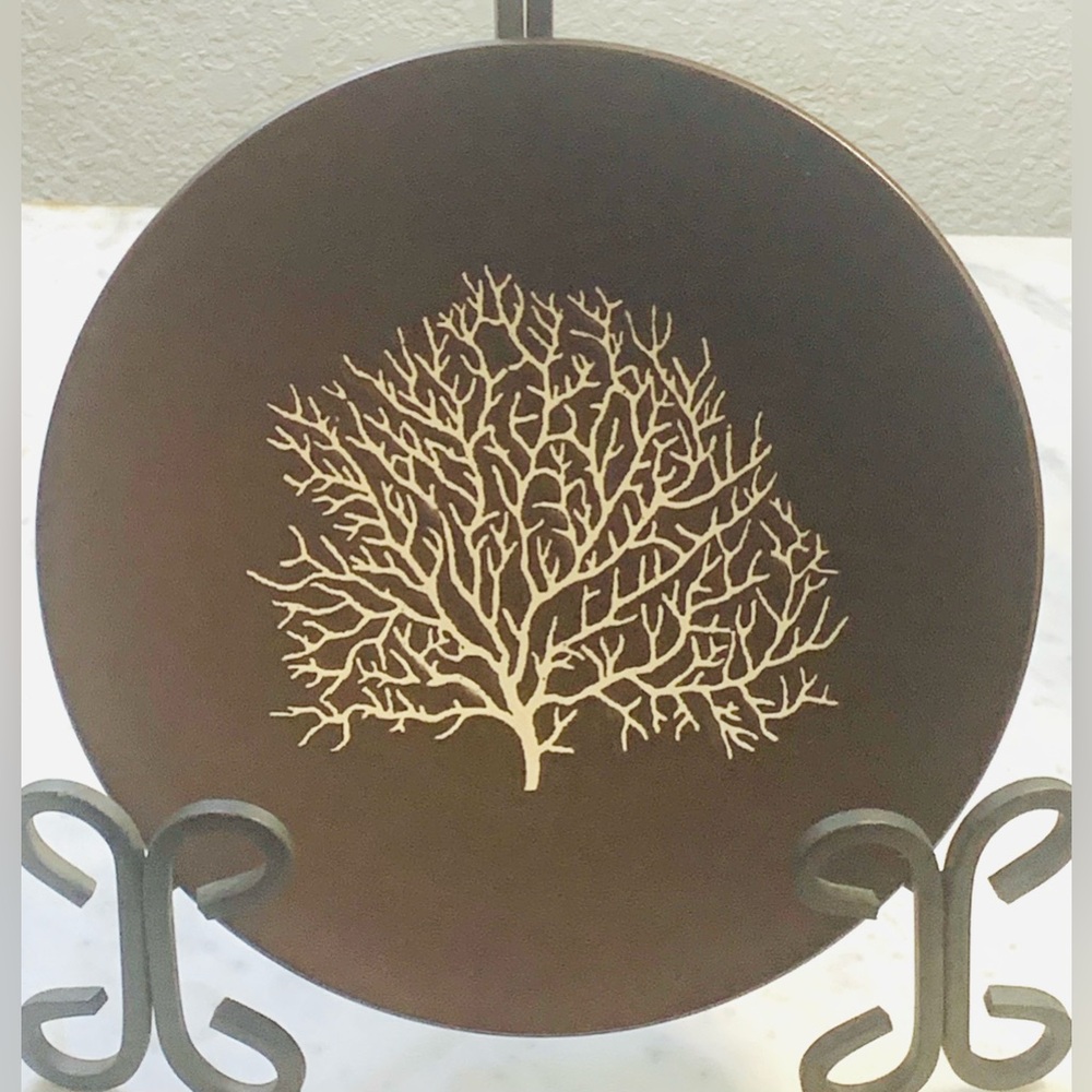 Z GALLERIE CORAL BRANCH SALAD PLATE BROWN WITH CREAM 8.5 IN NEW ROUND